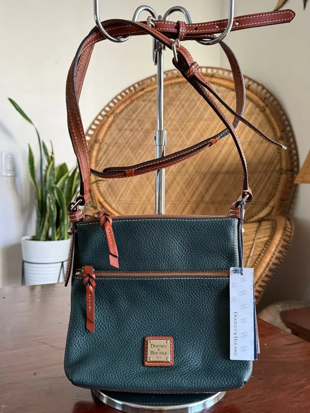 Dooney & Bourke Pebble Grain Letter Carrier Crossbody Bl R935 & Dust Bag